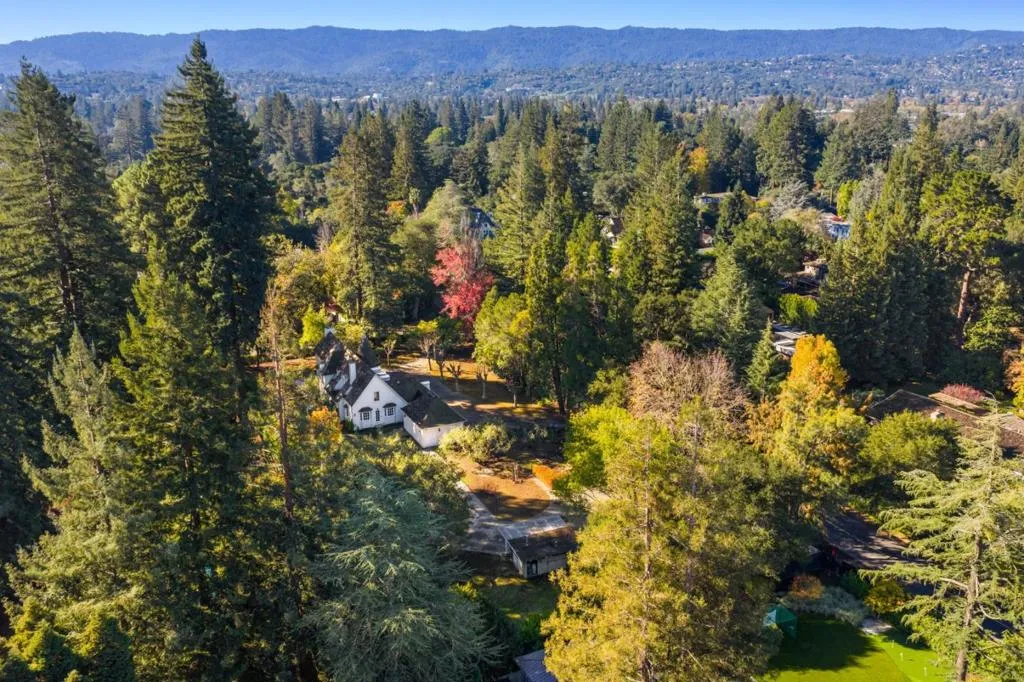 123 Stockbridge Avenue, Atherton, California 94027 home-pic-18